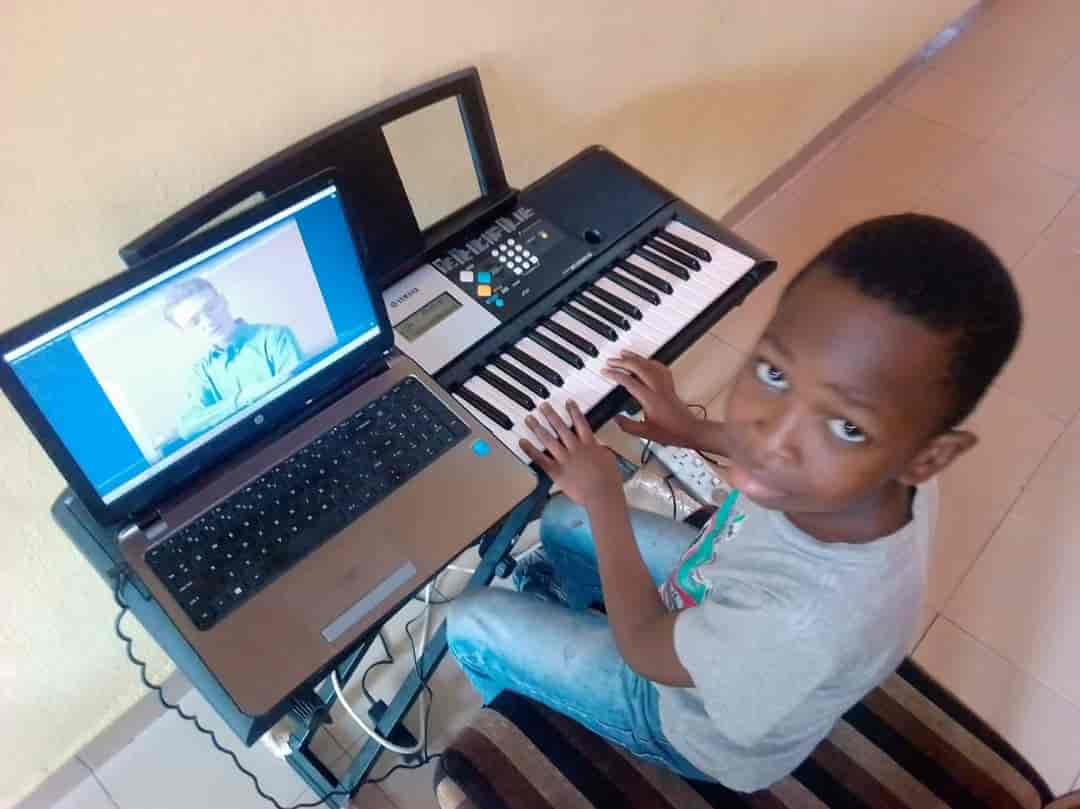 Zadeking Music School